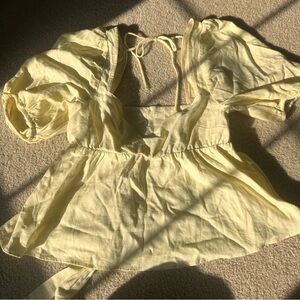 H&M Divided Women’s Vintage-Inspired Butter Yellow Puff Sleeve Peplum Blouse